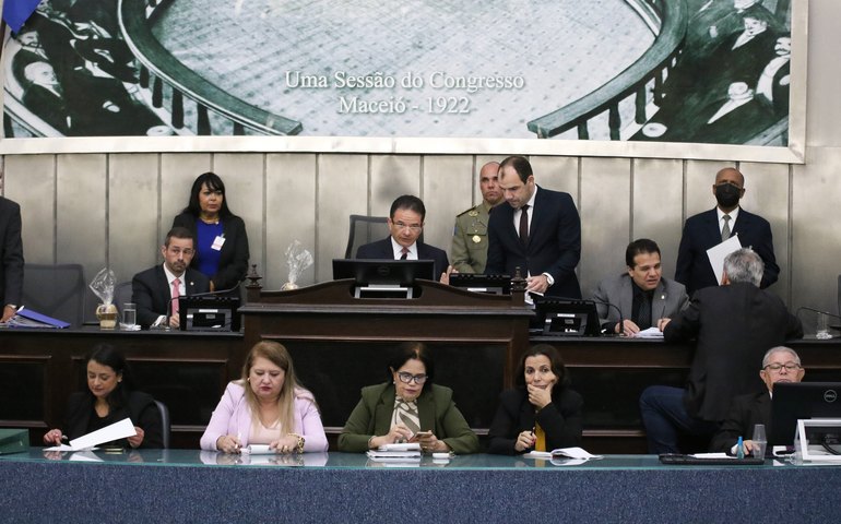 Mesa Diretora para o segundo biênio tomará posse em sessão solene neste sábado