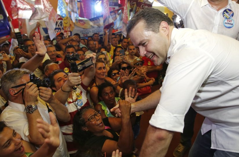 Campanha de Renan Filho à reeleição tem lançamento oficial na orla da capital