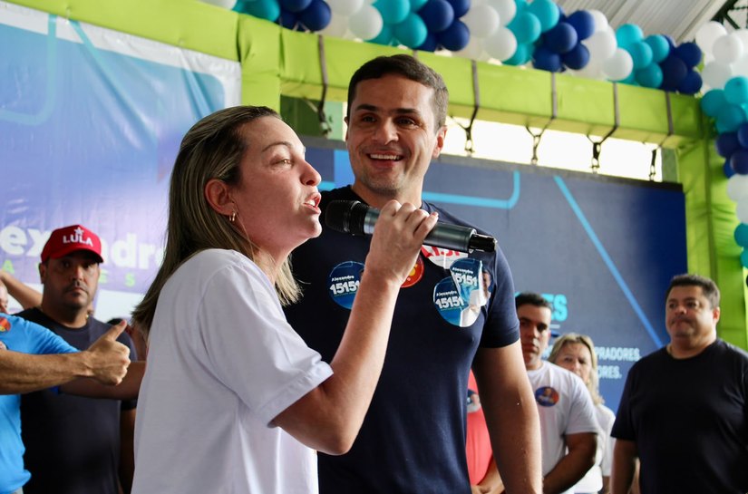 Ao lado de Alexandre Ayres, Thais Canuto ressalta compromisso com a proteção às mulheres