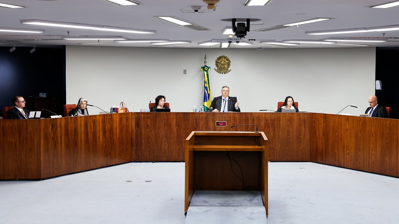Dino e Moraes defendem rediscutir dispensa de diploma para jornalista