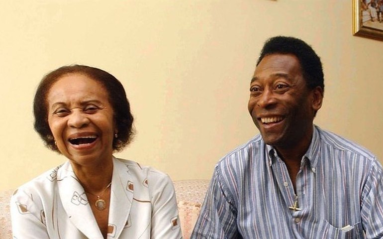 Dona Celeste, mãe de Pelé, morre em Santos aos 101 anos de idade