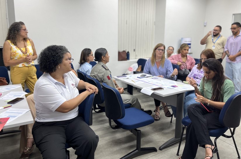 Secretaria da Mulher participa de workshop de cocriação da Rota Crítica do Alagoas Lilás