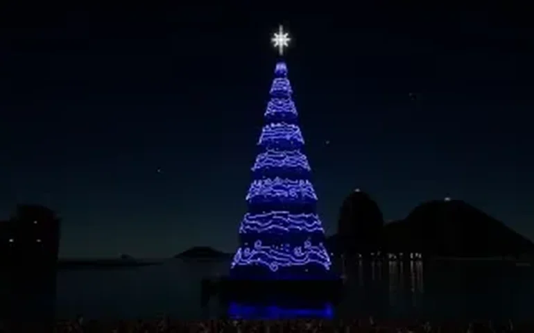 Árvore de Natal gigante transforma Enseada de Botafogo em novo cartão-postal do Rio