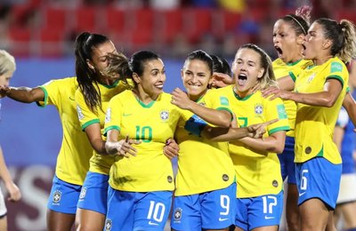Lei da Copa do Mundo Feminina de 2027 marca reparação histórica e cria novos desafios jurídicos para o esporte brasileiro, diz especialista