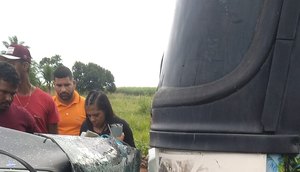 Segurança morre após colisão entre carro e ônibus em Capela / Foto: Foto: Portal A8SE/Reprodução