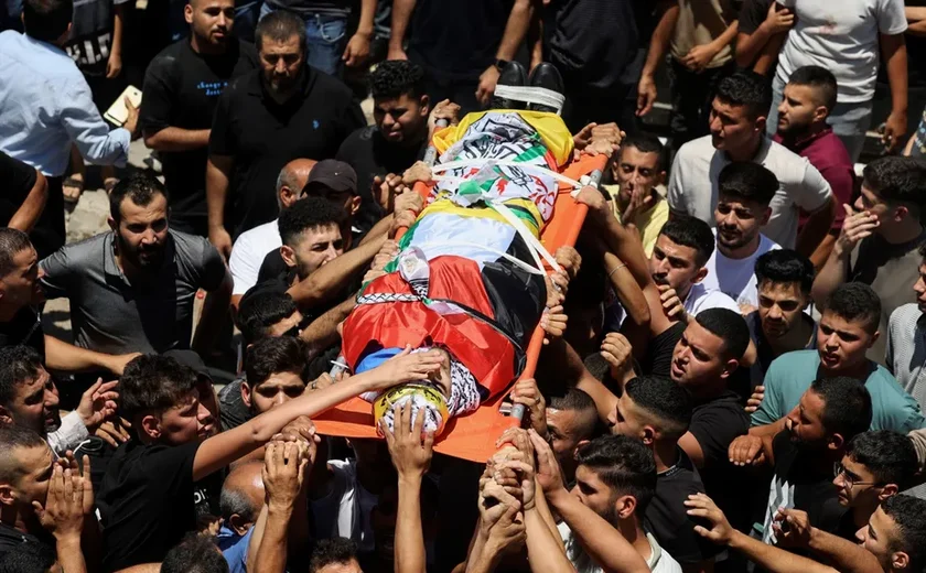 Forças israelenses matam jovem palestino de 18 anos na Cisjordânia