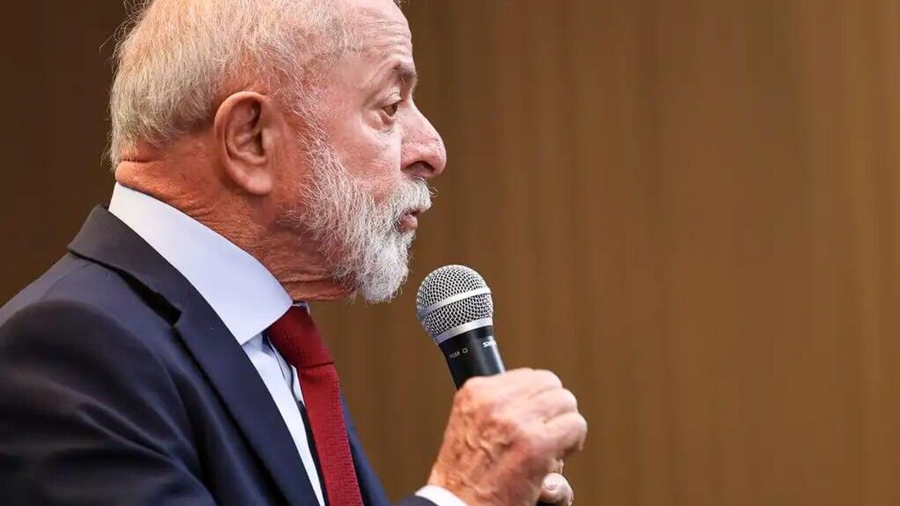 Lula afirma que o Itamaraty prestará apoio à família de Juliana Marins para o translado do corpo