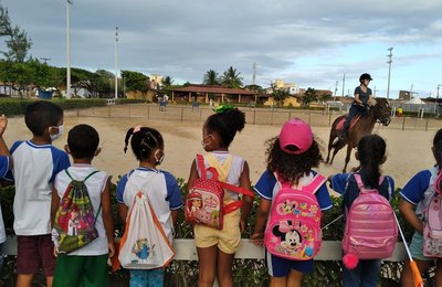Estudantes da rede municipal visitam Expoagro 2021