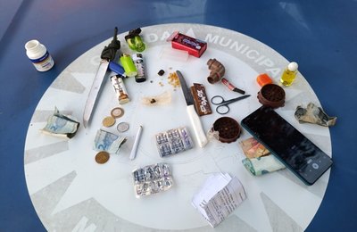 Guarda Municipal prende homem suspeito de tráfico de drogas na Praça da Faculdade