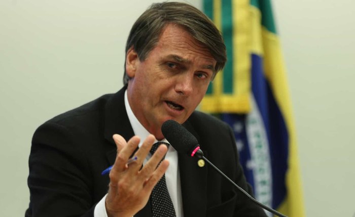 Bolsonaro diz que Moro é 'homem símbolo' e que quer mudar o País