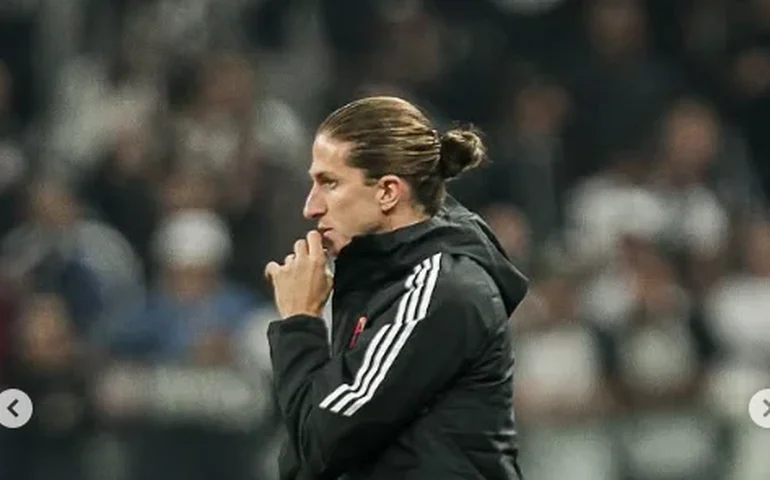Filipe Luís é demitido do Flamengo após goleada histórica sobre o Madureira