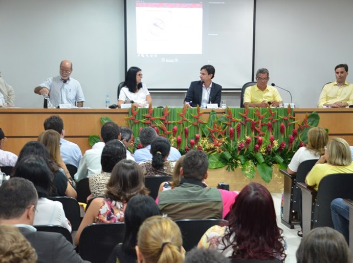 AMA garante engajamento de prefeitos na luta contra Aedes Aegypti