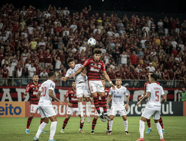 Flamengo arranca empate nos acréscimos e mantém tabu de 41 anos diante da Portuguesa