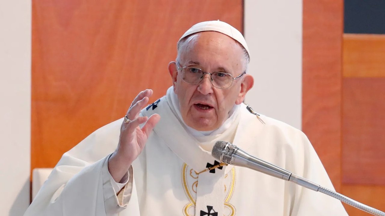 Papa torna lei de abuso sexual mais vigorosa para líderes da Igreja