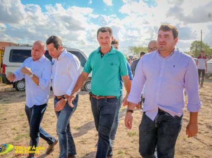 Prefeito Carlos André Nen participa da Entrega de Tecnologias Sociais
