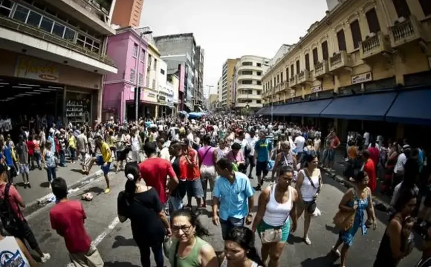 Desalento cai, mas alcança 3,029 milhões de pessoas no trimestre até dezembro, aponta IBGE