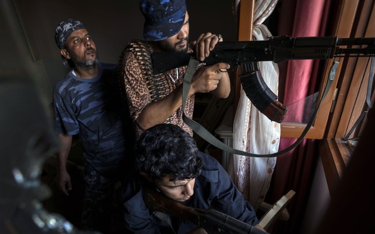 Líbia: um país em ruínas desde a 'libertação'