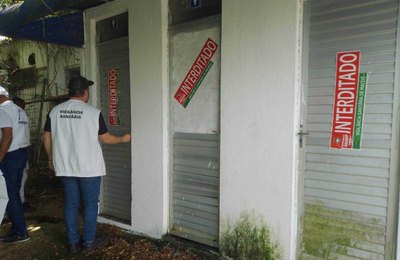 Ação da Vigilância Municipal interdita banheiros em postos de combustíveis da capital
