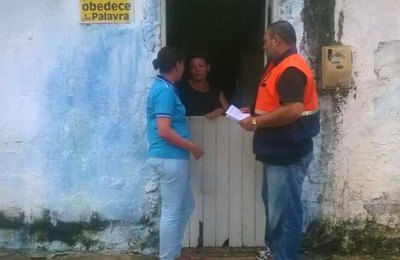 Defesa Civil de Coruripe realiza visitas às famílias residentes em áreas de risco
