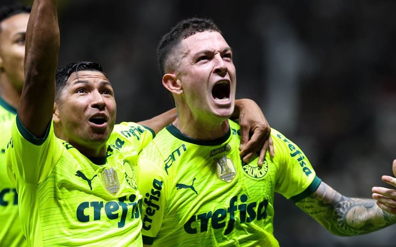 Jogando em Belo Horizonte, Palmeiras derrota o Atlético-MG por 4 a 0