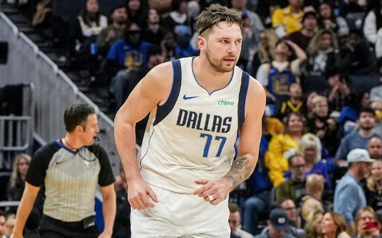 NBA: com 71 pontos da dupla Irving e Doncic, Dallas vencem os Nets