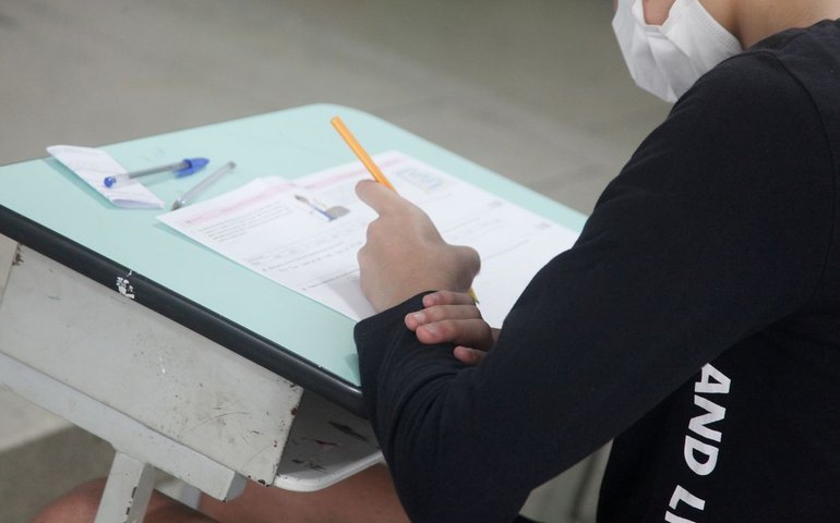 Instituto oferece bolsa de R$ 900 para medalhistas da OBMEP
