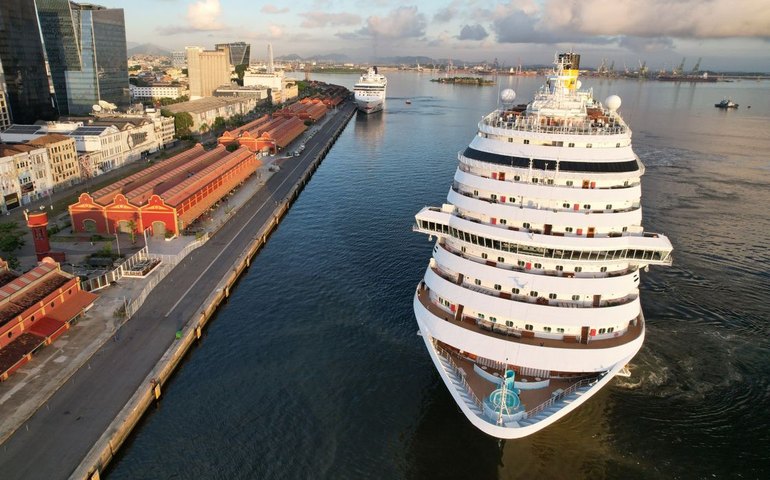 Governo anuncia R$ 400 milhões para obras de dragagem no Porto do Rio