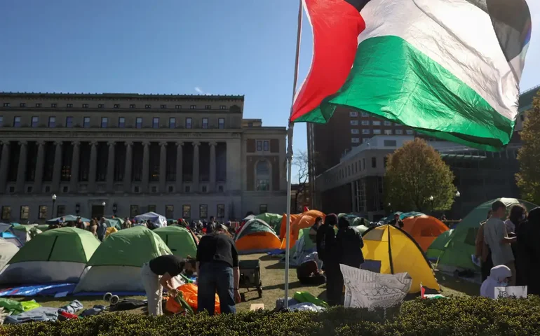 Estudantes pró-Palestina acampam na maior universidade do México