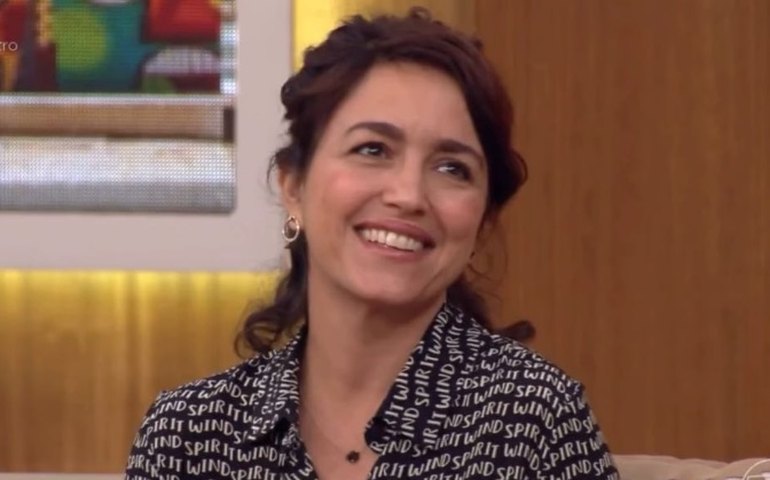 Manuela Dias retoma em livro os dramas da heroína de 'Amor de Mãe'