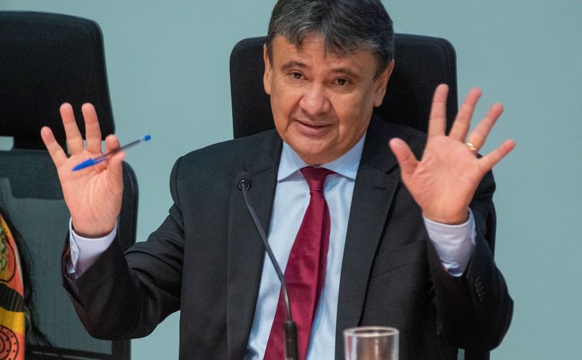 Ministro anuncia R$ 400 milhões para busca ativa do CadÚnico