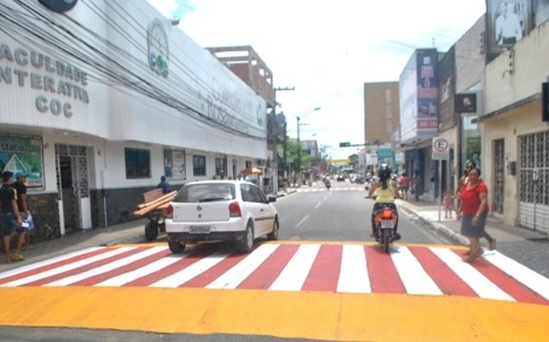 Prefeitura reforça sinalização na volta às aulas em Arapiraca