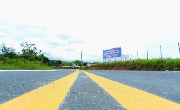 : DER anuncia remoção das comunicações visuais inadequadas,  instaladas em vários pontos das rodovias estaduais