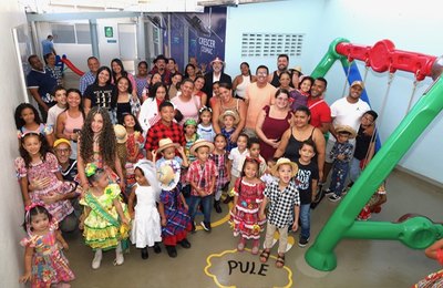 Arraiá das Crianças do Projeto Crescer celebra cultura nordestina e marcou entrega de reforma da unidade