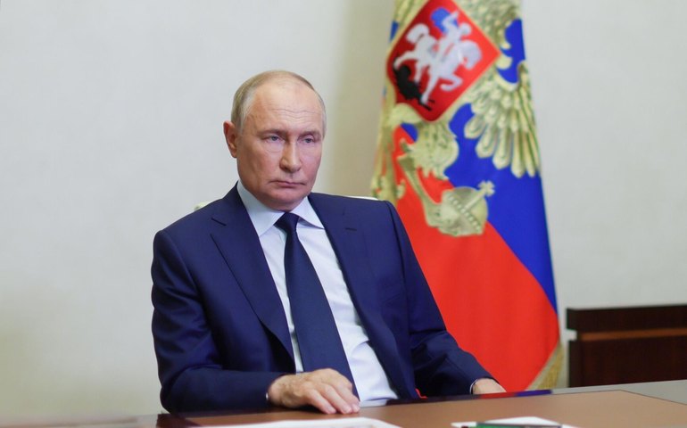 Putin mostrou que tem o controle da situação no conflito na Ucrânia, diz professor dos EUA