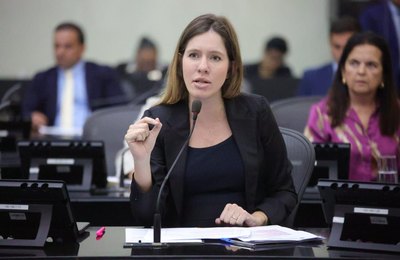 Cibele Moura comemora Código de Proteção à Pessoa com TEA: “Maior lei do país para cuidado de famílias atípicas”