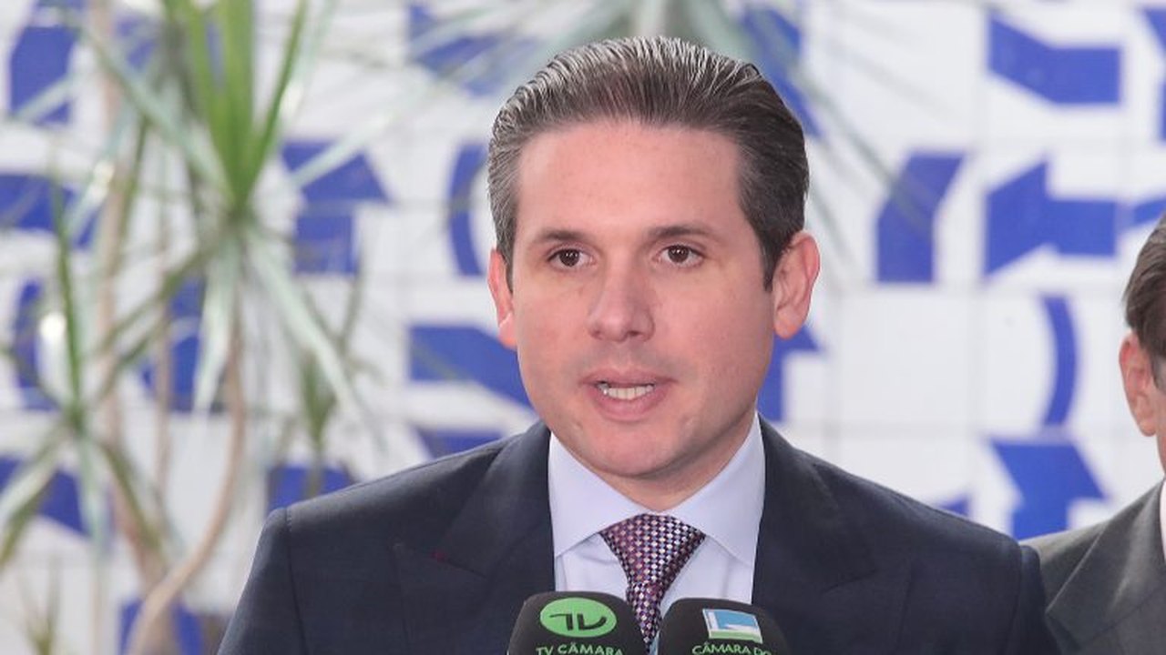 Governo deve enviar à Câmara projeto sobre aumento do limite de faturamento do MEI, diz Motta