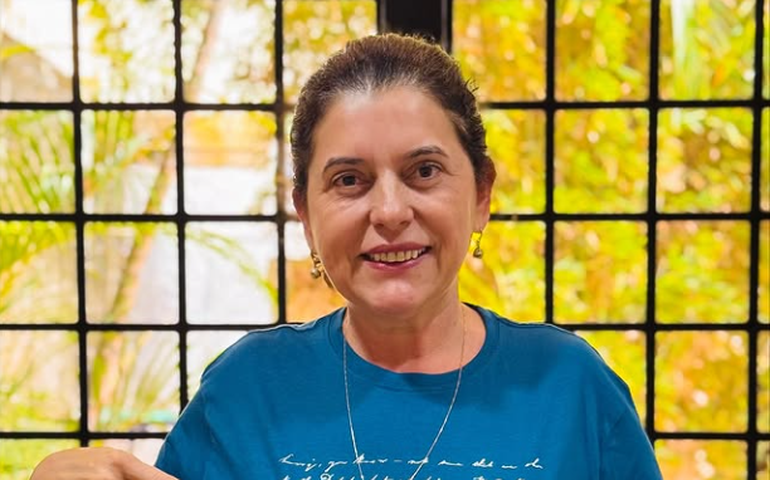 Tesoureira do PT defende deputados favoráveis à PEC da Blindagem, mas divulga ato contra medida