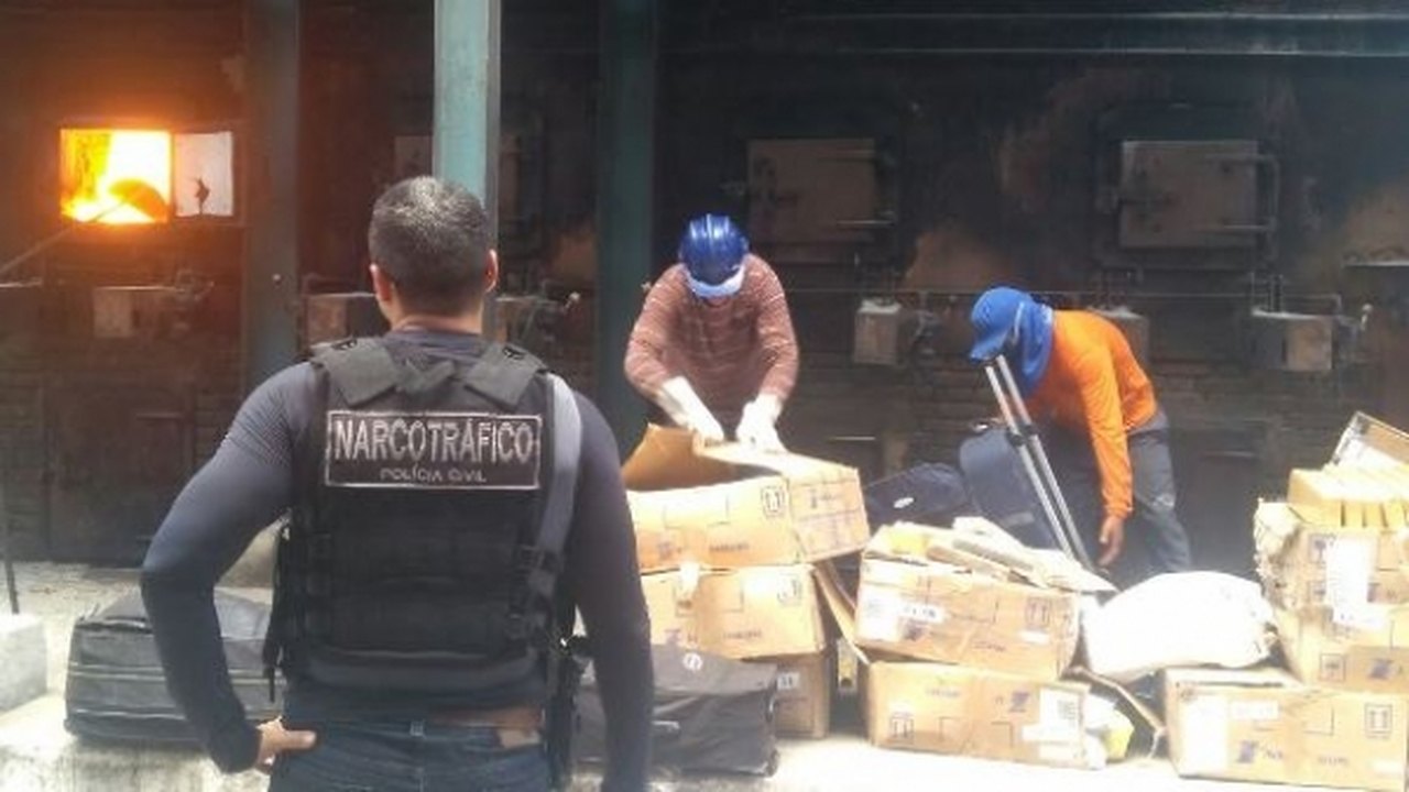 SSP incinera quase três toneladas de drogas apreendidas em Alagoas