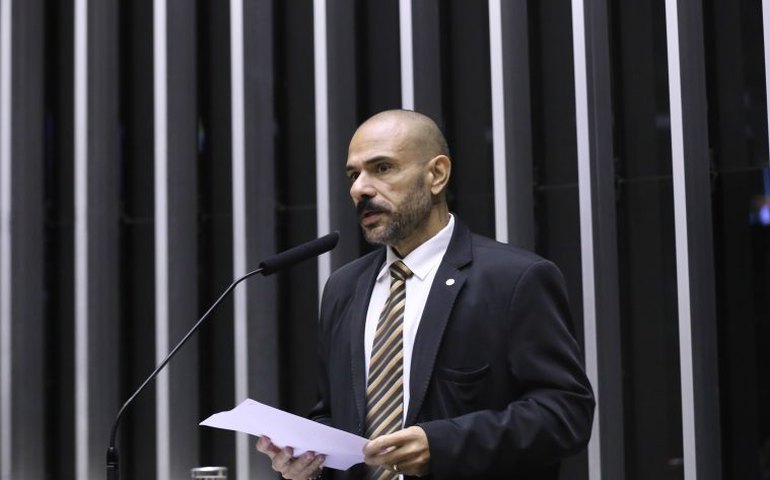 Comissão aprova projeto que permite demissão indenizada em caso de sofrimento psicológico