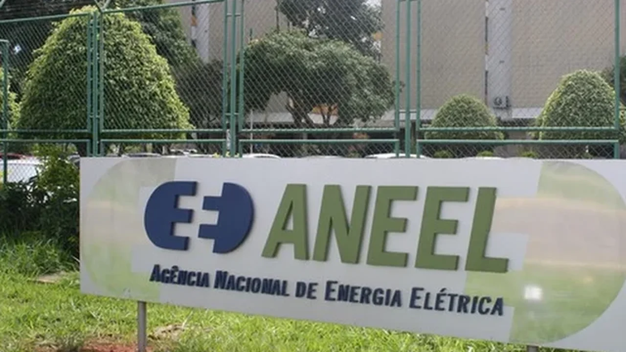 Procuradoria da Aneel avalia se renovação da Enel SP depende de relatório de falhas no serviço