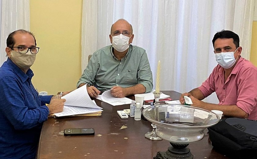 Prefeito Ronaldo Lopes transforma Distrito Industrial de Penedo em Polo Multissetorial