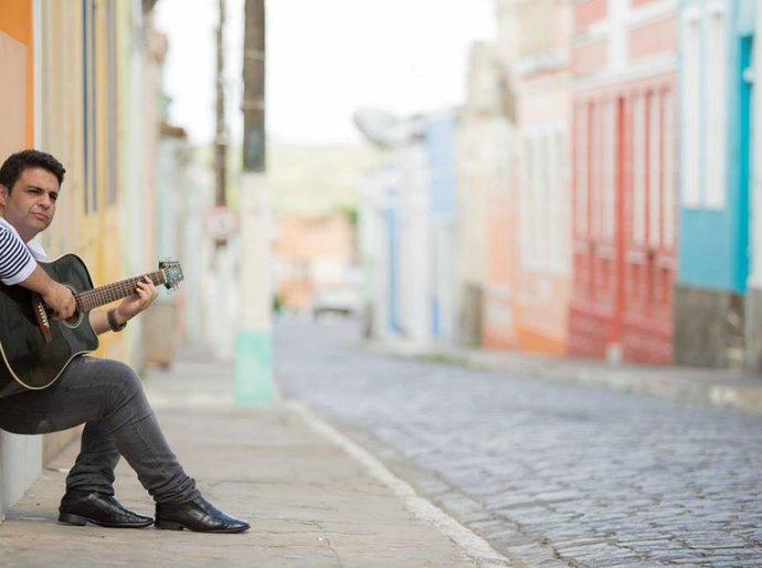 Cantor arapiraquense Nelsinho Silveira grava seu 2º DVD no Planetário