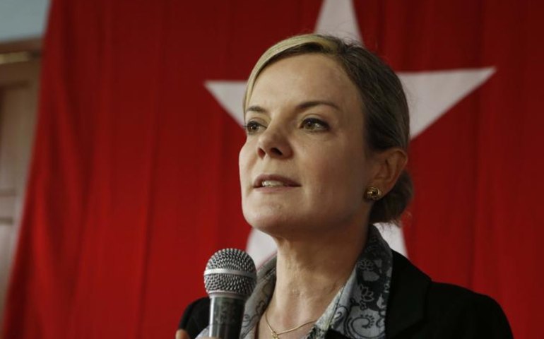 Gleisi defende mudança na Lei das Estatais proposta pelo governo e Congresso