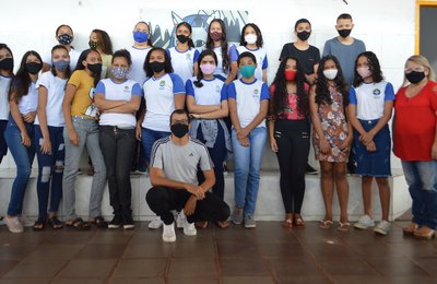 Alunos da rede municipal de Maceió produzem e-book em espanhol com mensagens contra racismo