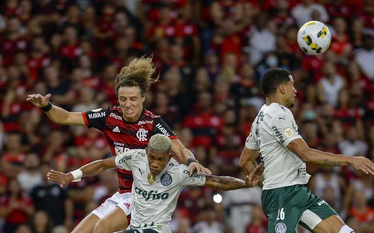 Flamengo e Palmeiras fazem bom jogo no Maracanã, mas empatam sem gols