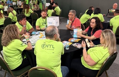 Maceió apresenta seus atrativos na Mega Fam EHTL 2025 em Foz do Iguaçu