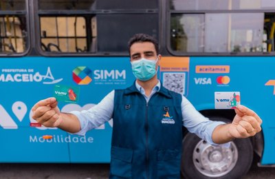 Prefeito JHC lança novo sistema digital de passagem de ônibus em Maceió