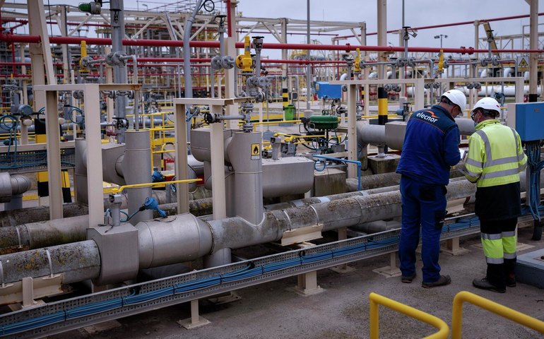 'Não deveriam ir para os EUA': acordo com Rússia poderia salvar Europa da crise energética, diz eurodeputado