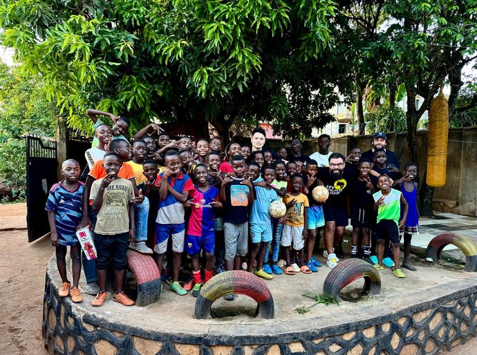 Projeto leva esperança e transformação para crianças na África