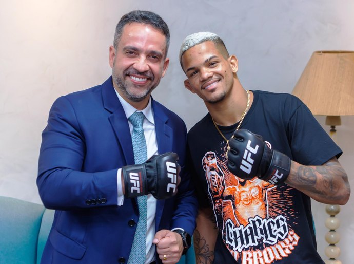Governador recebe Lipe Detona, que integra o UFC, e ressalta papel do esporte como transformador social